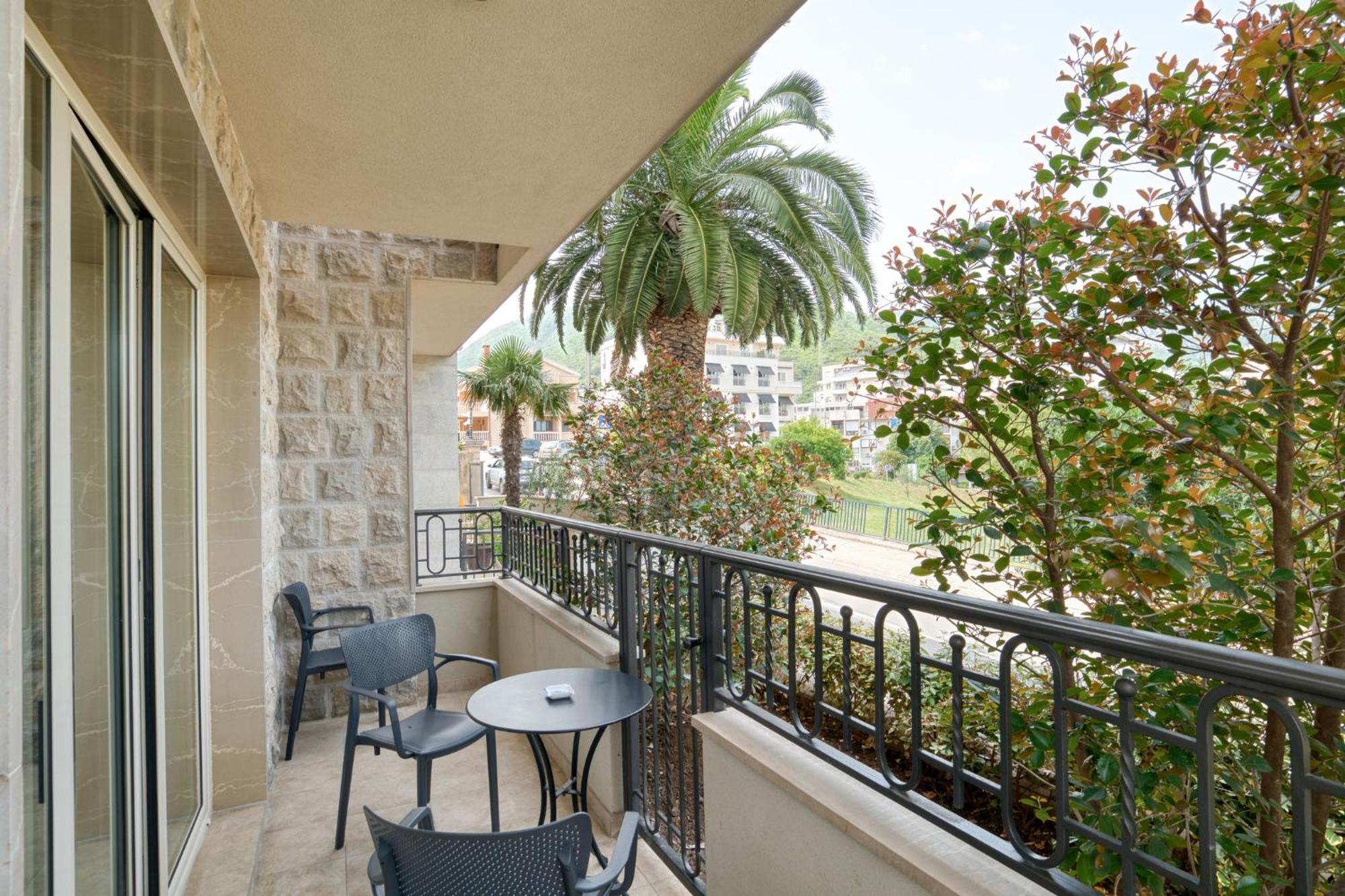 Ap Royal Oak - 2 Bedroom Apartment In Budva Ngoại thất bức ảnh